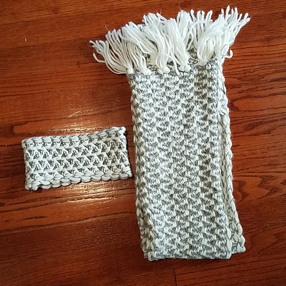 Ear warmer and scarf set